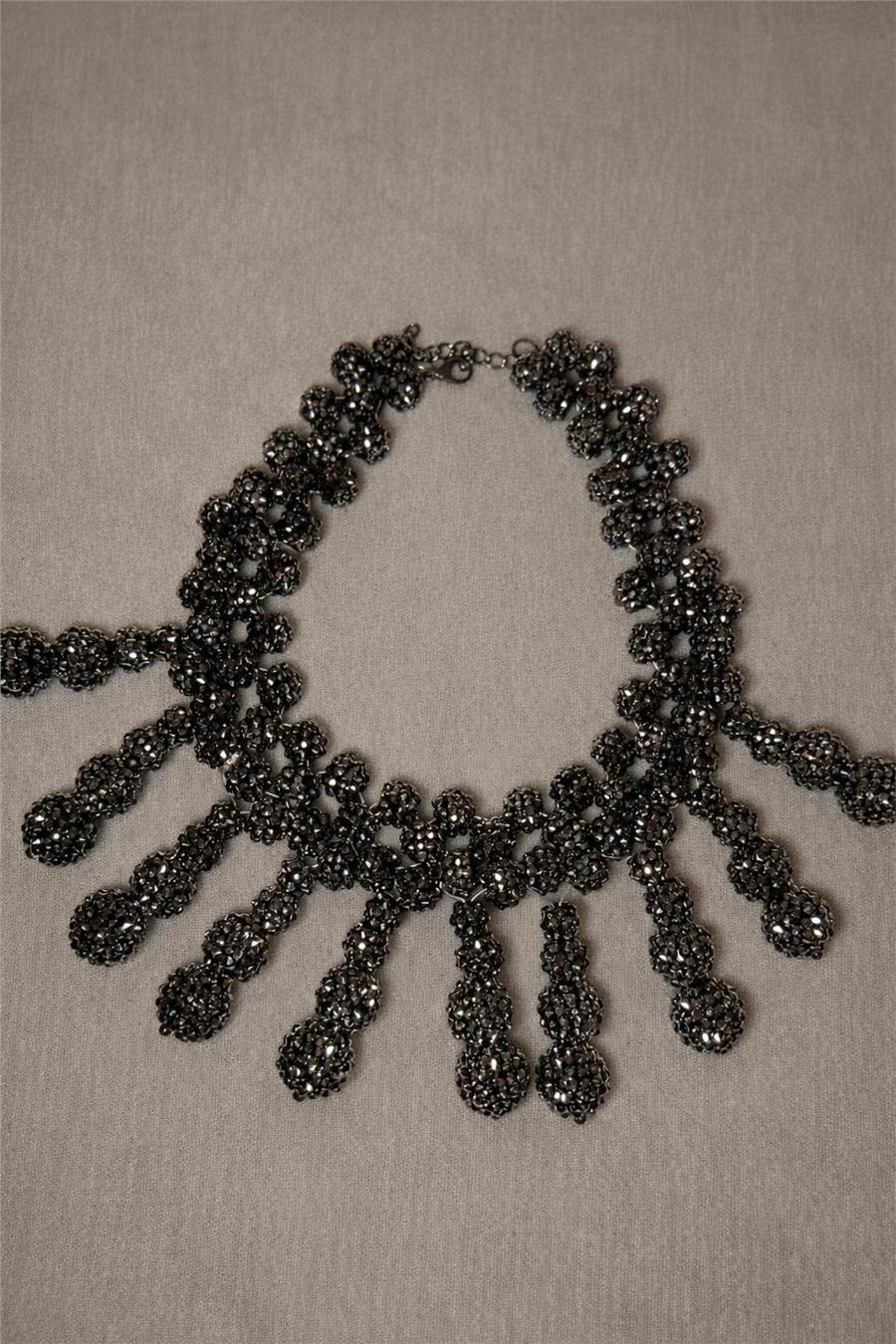 Alvin El Yapımı Siyah Boncuklu Damla Detaylı Kolye